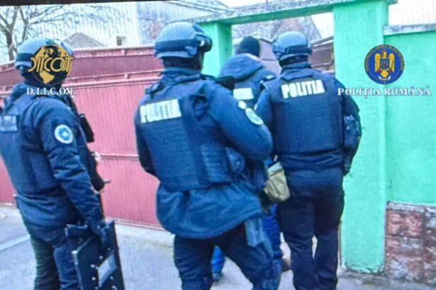 operatiune internationala impotriva criminalitatii cibernetice perchezitii in patru judete din romania la cererea autoritatilor italiene 698211d2ccc10