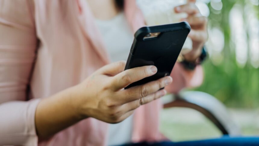 operatorii de telefonie mobila scumpesc abonamentele cu 68 cand intra in vigoare noile tarife 699f3abe70096