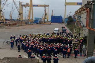 santierul naval mangalia blocat de un protest spontan salariile nu au mai fost platite de 60 de zile 69a14a1c9b088