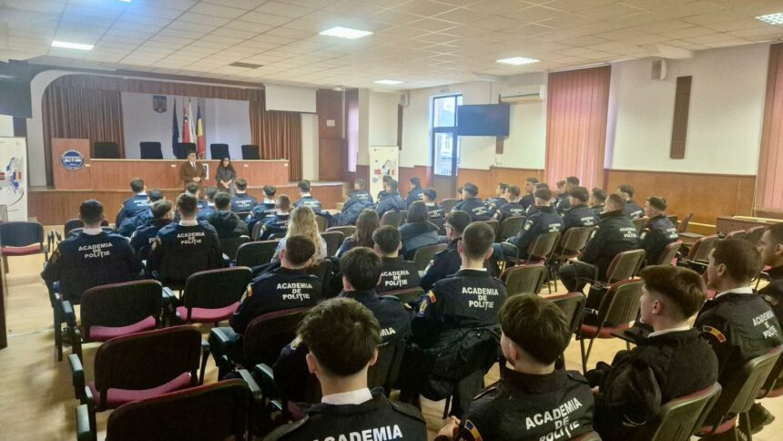 studenti ai academiei de politie alexandru ioan cuza in stagiu de practica la ipj olt 698b0881c672e