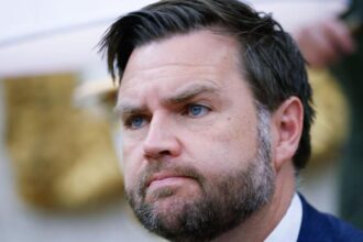 sua nu renunta la groenlanda jd vance este rezonabil ca sua sa obtina anumite beneficii din asta 698ba0b94858e