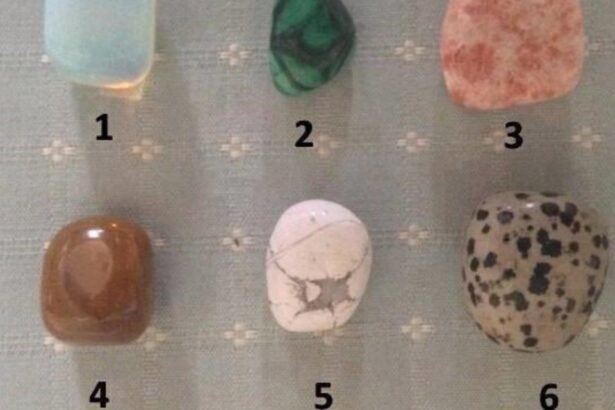 test alege un cristal si afla care este nevoia ta in viata 69943f7ec037f