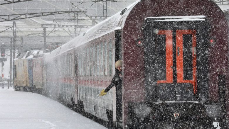 trafic feroviar blocat in judetul olt din cauza unei sine rupte trenuri cu intarzieri mari spre bucuresti 6981b567f39a1