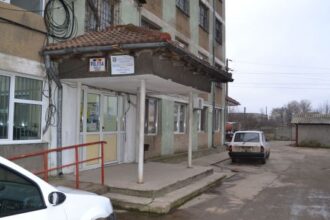 un barbat in varsta de 69 de ani cu cetatenie romana si americana mort in sediul politiei corabia 69809fa971604