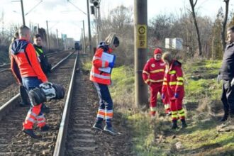 un barbat si a pierdut viata astazi dupa ce a fost lovit de tren unde a avut loc tragedia 699ff9ceb85eb