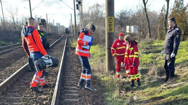 un barbat si a pierdut viata astazi dupa ce a fost lovit de tren unde a avut loc tragedia 699ff9ceb85eb
