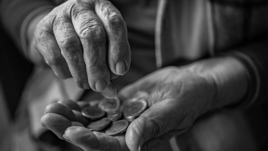 veste proasta pentru mii de pensionari anumite categorii intra in 2026 fara nicio majorare a pensiei 69a153610354c