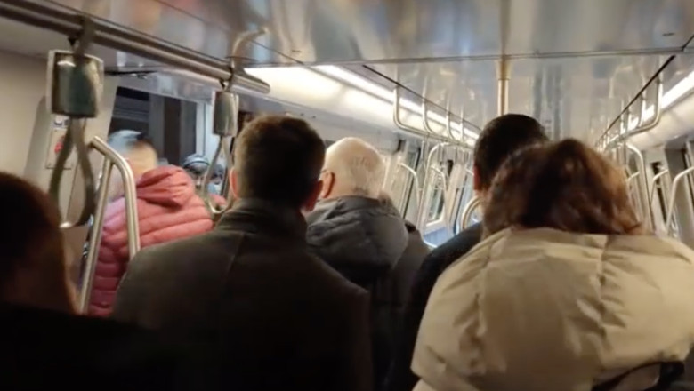 video probleme la metrou un tren s a defectat la statia constantin brancoveanu si a fost retras din circulatie 699da42cda8d2