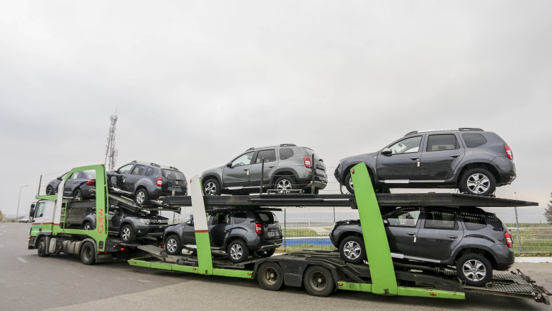 video val de concedieri voluntare la dacia unu din 10 angajati dacia vor fi inlocuiti cu roboti 69839a946ff07