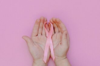 zeci de cladiri din capitala si din tara vor fi iluminate in portocaliu miercuri seara 6982e08326948