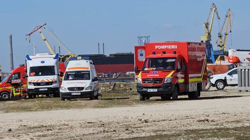 accident naval grav in portul midia un marinar a murit iar alti patru sunt cautati de scafandri 69ba7af860bd4