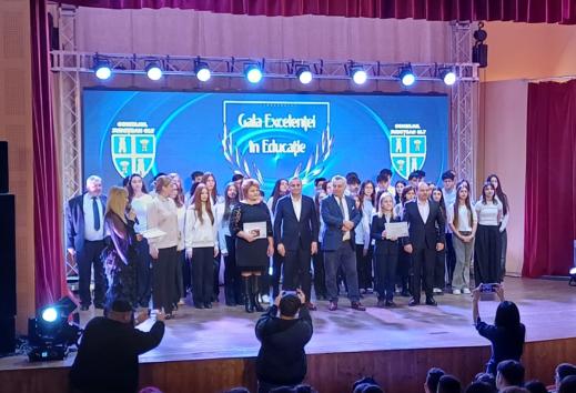 cj olte29482elevi si profesori de top premiati la gala