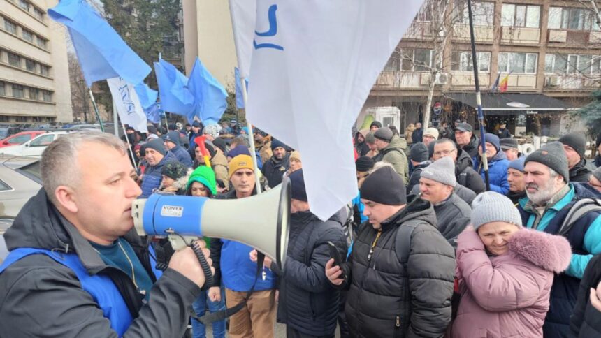 doi investitori importanti s ar arata interesati de santierul naval mangalia anunt dupa discutiile cu ministrul economiei 69a58745b343d