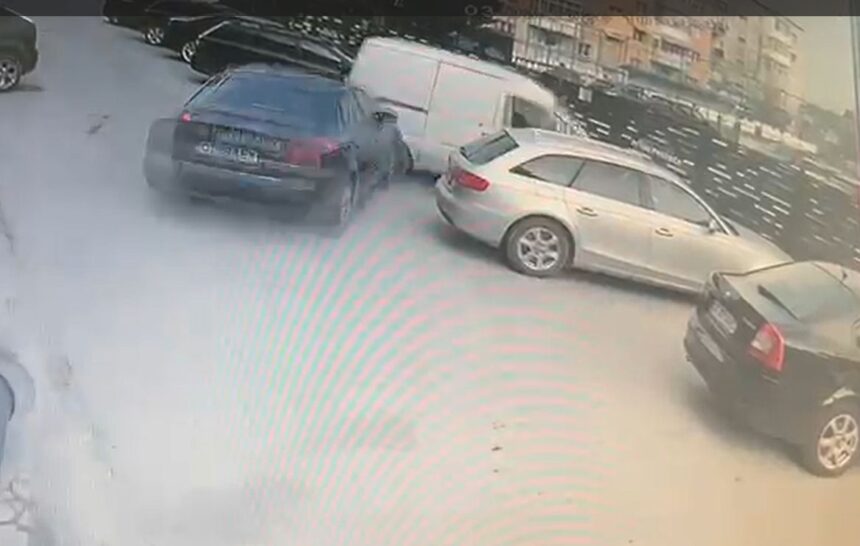 elev de liceu din bals drogat la volan a lovit trei masini parcate chiar langa scoala video 69a80cd7c5a4d