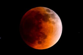 fenomene astronomice in 2026 eclipse meteori si planete vizibile pe cer ce eveniment important are loc pe 3 martie 2026 69a698601639f