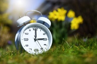 in weekend trecem la ora de vara ora 3 00 devine ora 4 00 69c2721a09af5