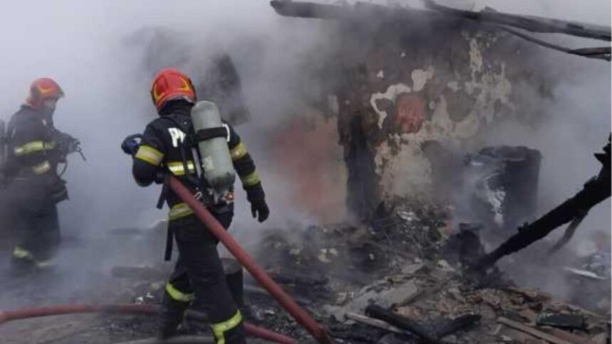incendiu puternic intr o gospodarie din vrancea doua peroane au fost grav ranite 69a45ed2ae4e4