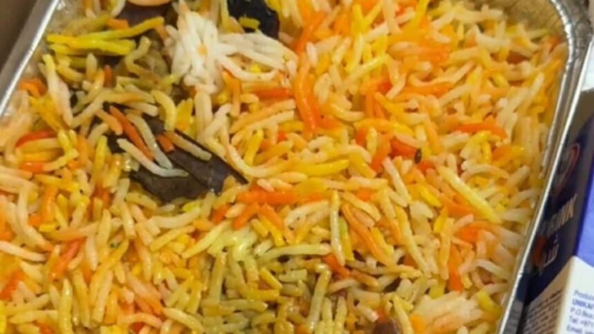 mancarea primita de turistii blocati in dubai sprijin oferit de autoritati in plina criza din orientul mijlociu 69a5e3d9c6e86