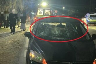 pieton lovit de masina in timp ce se deplasa pe sosea din pacate victima a decedat foto 69b9b61eade16