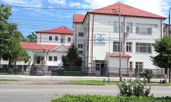 primarul din bals catalin rotea investitii majore in spital si planuri pentru servicii medicale moderne 69cb7e92d95c0