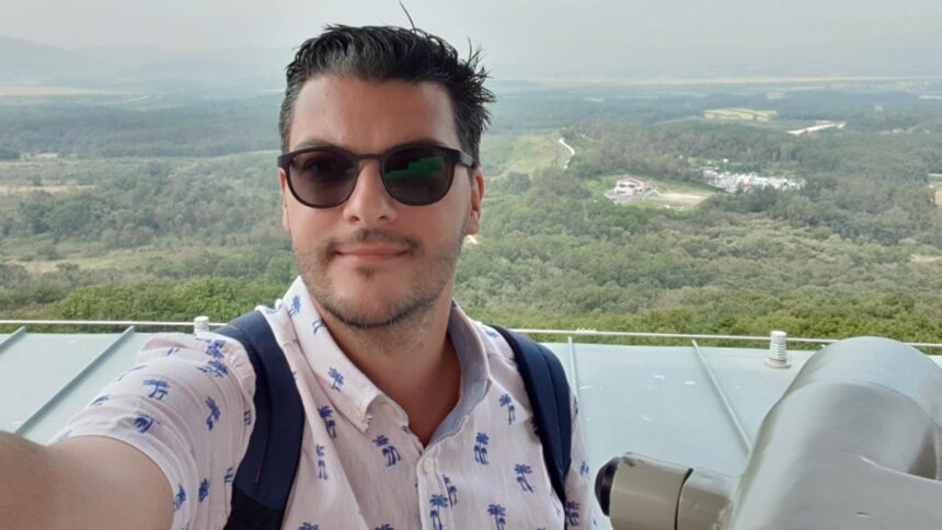 razvan pascu consultant in turism despre soarta oamenilor blocati in dubai dar si in alte destinatii statul qatarez acopera costurile suplimentare de cazare pentru turistii blocati 69a5fffb5cc2a