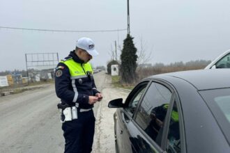 sofer din caracal lasat fara permis dupa ce a fost depistat cu 173 km h in comuna leu 69a6a6459a326