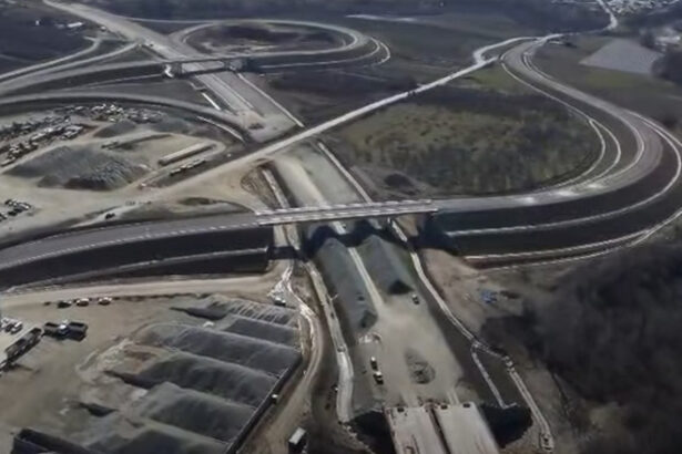 video circulatia pe tronsonul 4 al autostrazii sibiu pitesti ar putea fi deschisa cu sase luni mai devreme anuntul cnair 69b0147e993bb