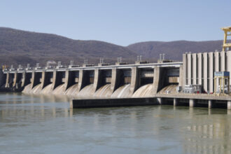 hidroelectrica a obtinut finantare nerambursabila de peste 43 milioane lei pentru proiectul de stocare cu baterii la portile de fier ii 69e93edb54622