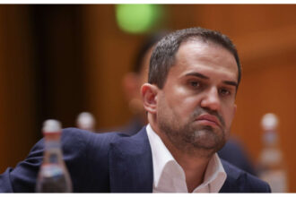 nu am detonat nicio bomba cum explica ciprian serban ca a semnat scumpirea biletelor la metrou cu o zi inainte de demisie 69ea5f298ce49