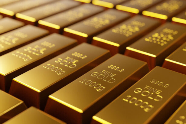 pretul aurului a inregistrat cea mai mare scadere lunara din ultimii aproape 17 ani 69ccd178b5bf3