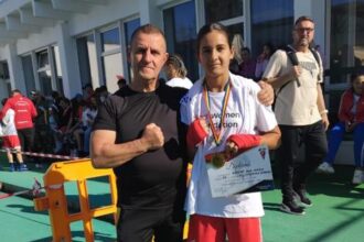 rezultate bune pentru boxul de la prietenia caracal 69d8c7714f08f