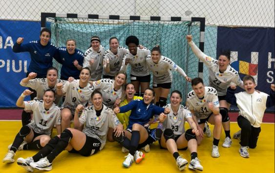 sezon de exceptie pentru handbalistele de la csm slatina 69ea314197185
