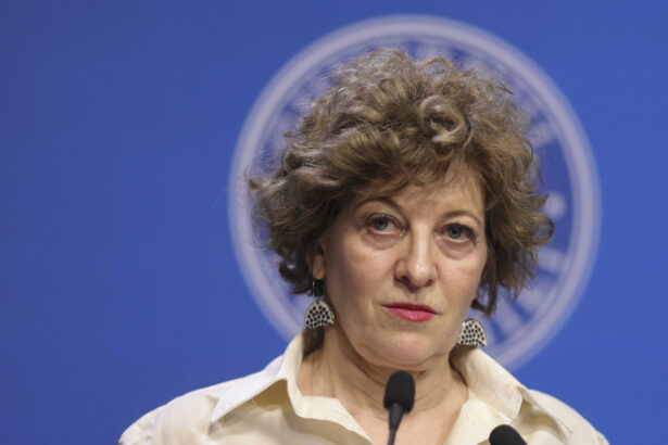 video cfr marfa isi va declara falimentul pana la 31 mai oana gheorghiu activitatea va fi preluata de carpatica feroviar 69e0d048db7c8